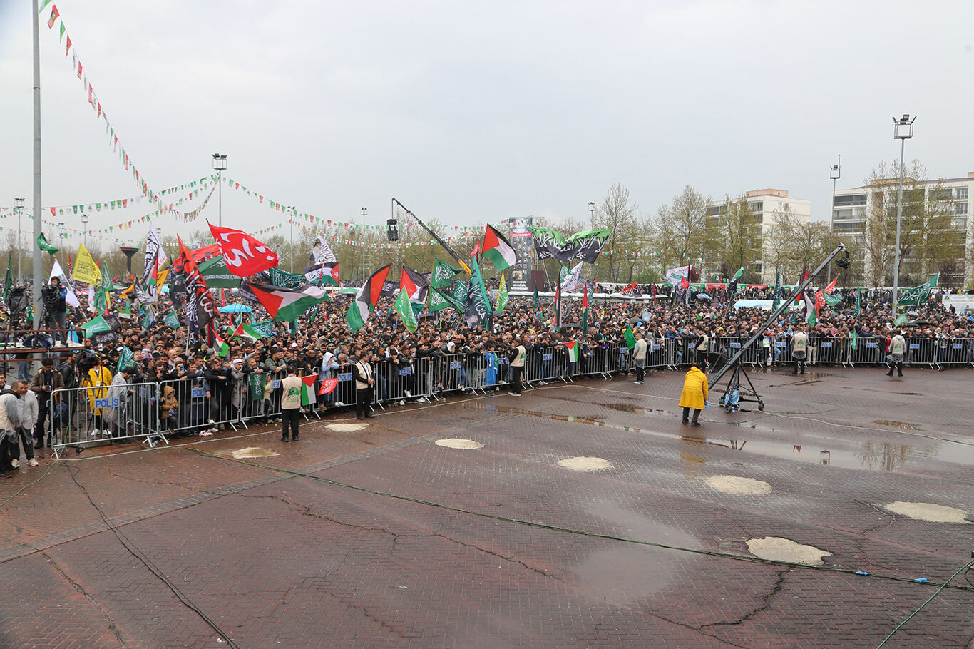 21421Fb4 658F 4Cb1 8Aef 20821C5B1Dec