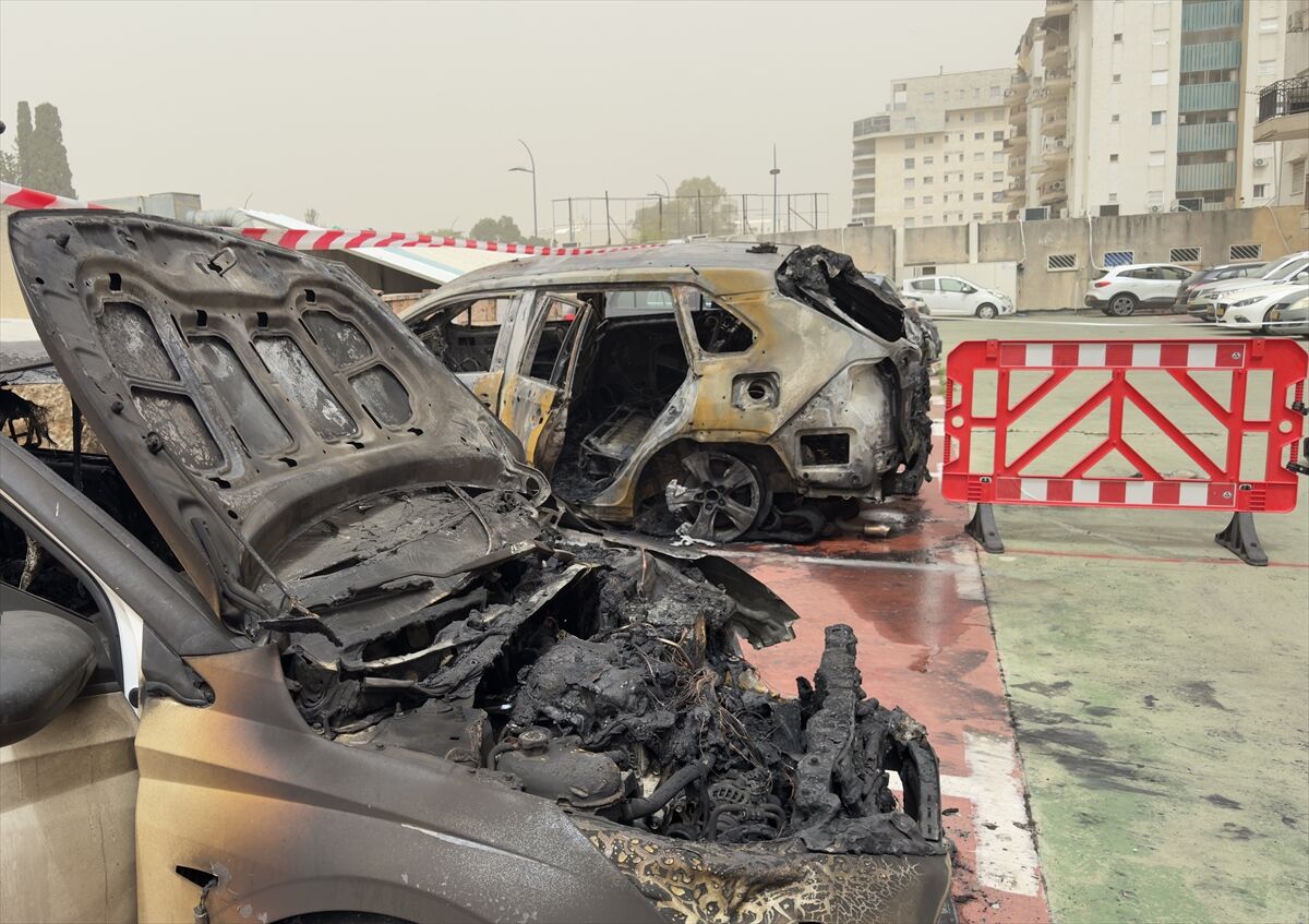 A A 20260403 41002777 41002774 I R A N I N I S R A I L I N K U Z E Y I N I H E D E F A L D I G I M I S I L L E M E D E F U Z E P A R C A L A R I H A Y F A Y A I S A B E T E T T I