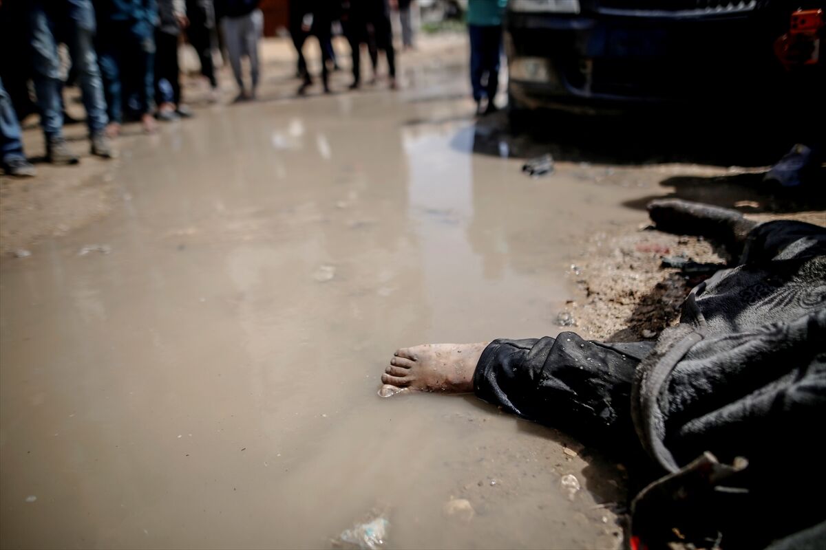 A A 20260406 41030281 41030256 I S R A I L O R D U S U N U N S E Y H R I D V A N D A D U Z E N L E D I G I S A L D I R I D A B I R F I L I S T I N L I O L D U B I R C O C U K I S E A G I R Y A R A L A N D I