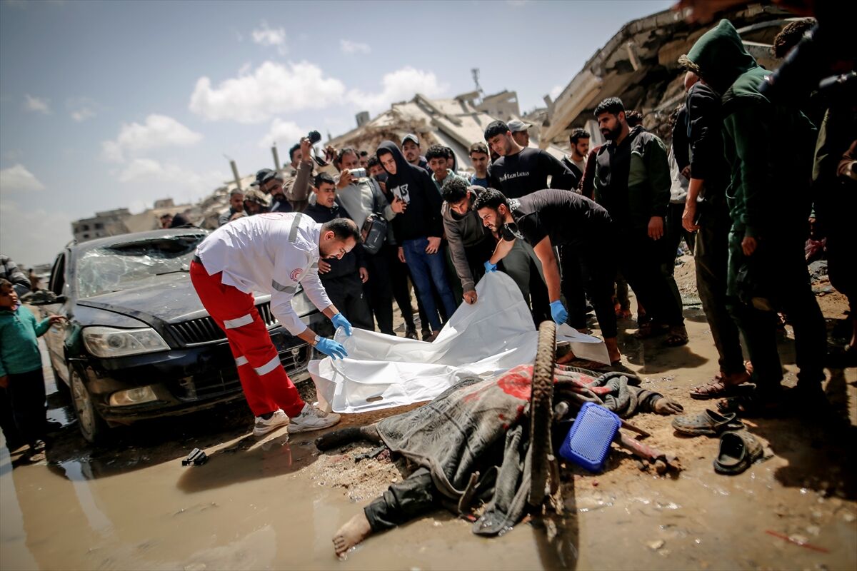 A A 20260406 41030281 41030265 I S R A I L O R D U S U N U N S E Y H R I D V A N D A D U Z E N L E D I G I S A L D I R I D A B I R F I L I S T I N L I O L D U B I R C O C U K I S E A G I R Y A R A L A N D I