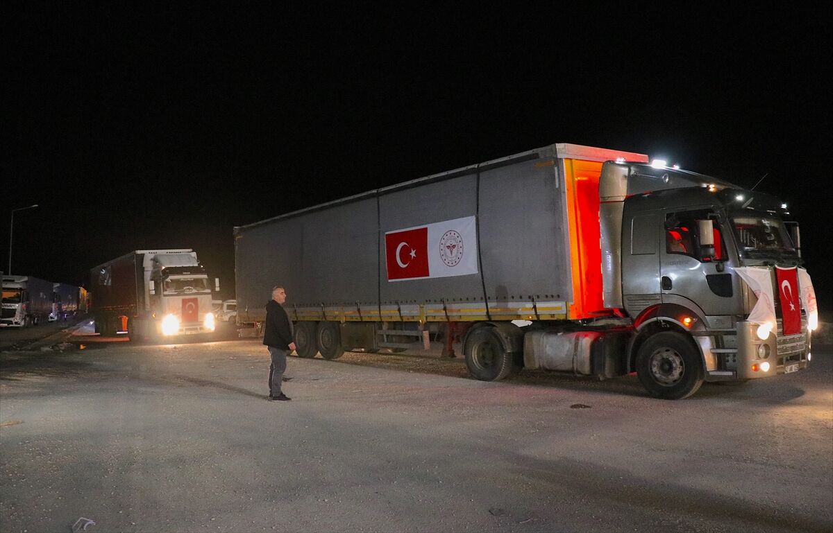 A A 20260408 41053445 41053442 T U R K I Y E D E N T I B B I M A L Z E M E T A S I Y A N 3 Y A R D I M T I R I I R A N A G E C I S Y A P T I