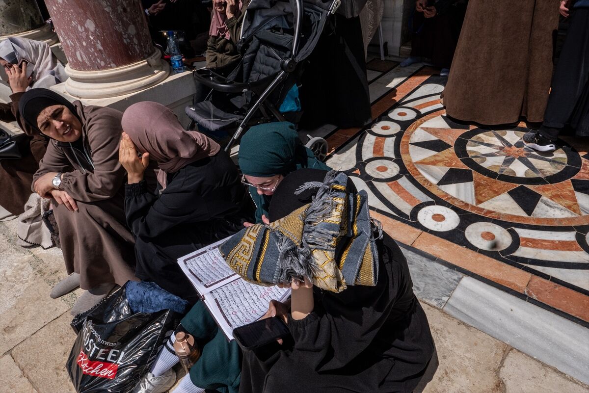 A A 20260410 41069907 41069904 I S R A I L I N K I S I T L A M A L A R I N A R A G M E N F I L I S T I N L I L E R S A V A S B A H A N E S I Y L E 5 H A F T A D I R K A P A L I O L A N A K S A Y A A K I N E T T I