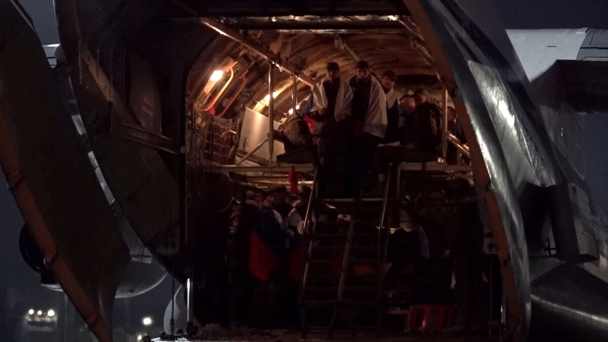 A A 20260411 41083201 41083194 R U S Y A I L E U K R A Y N A A R A S I N D A P A S K A L Y A N E D E N I Y L E G E C I C I A T E S K E S B A S L A D I