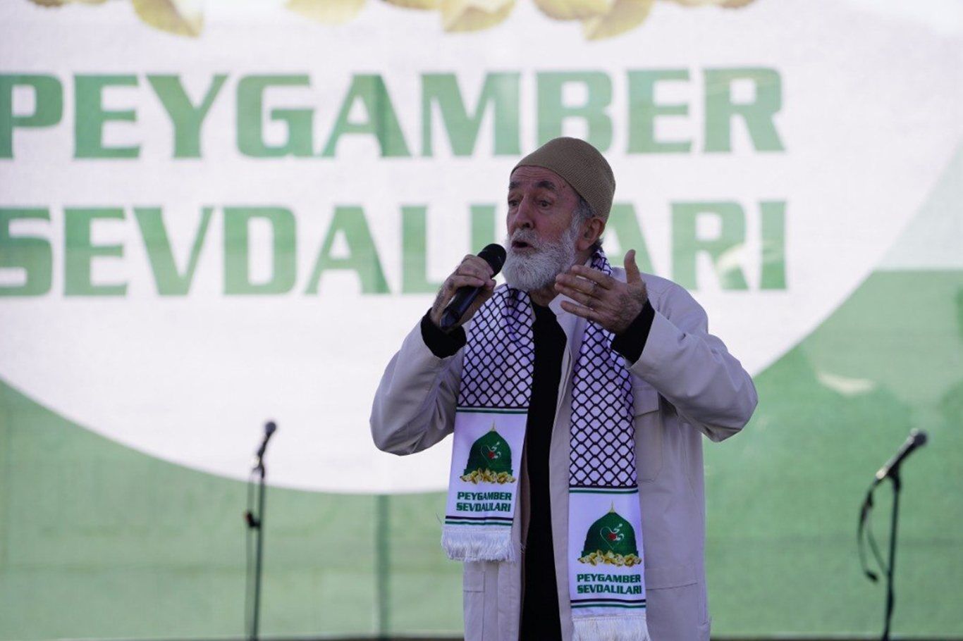 A60027B3 C61E 4767 9371 5139E48270C5