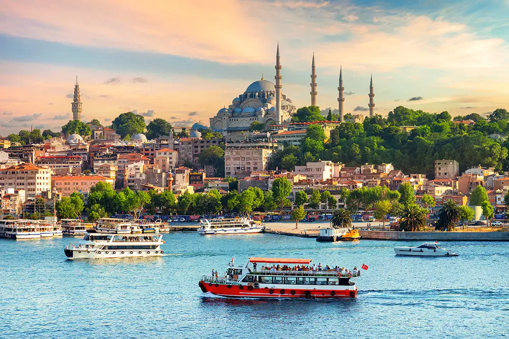 B C C 2023 E X P L O R E R Istanbul Fun Things To Do In Istanbul H E A D E R M O B I L E