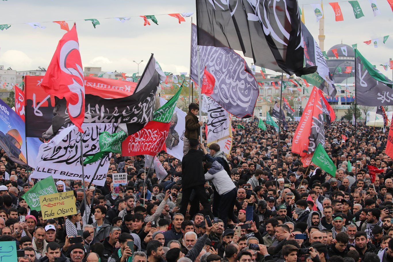 H Ft T U T Fac A A F V G M