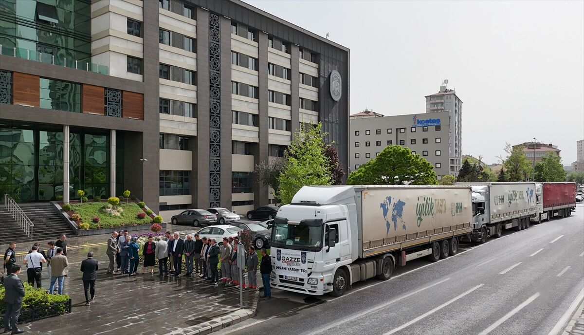 Kayseri'den Gazze'ye yardım tırları gönderildi