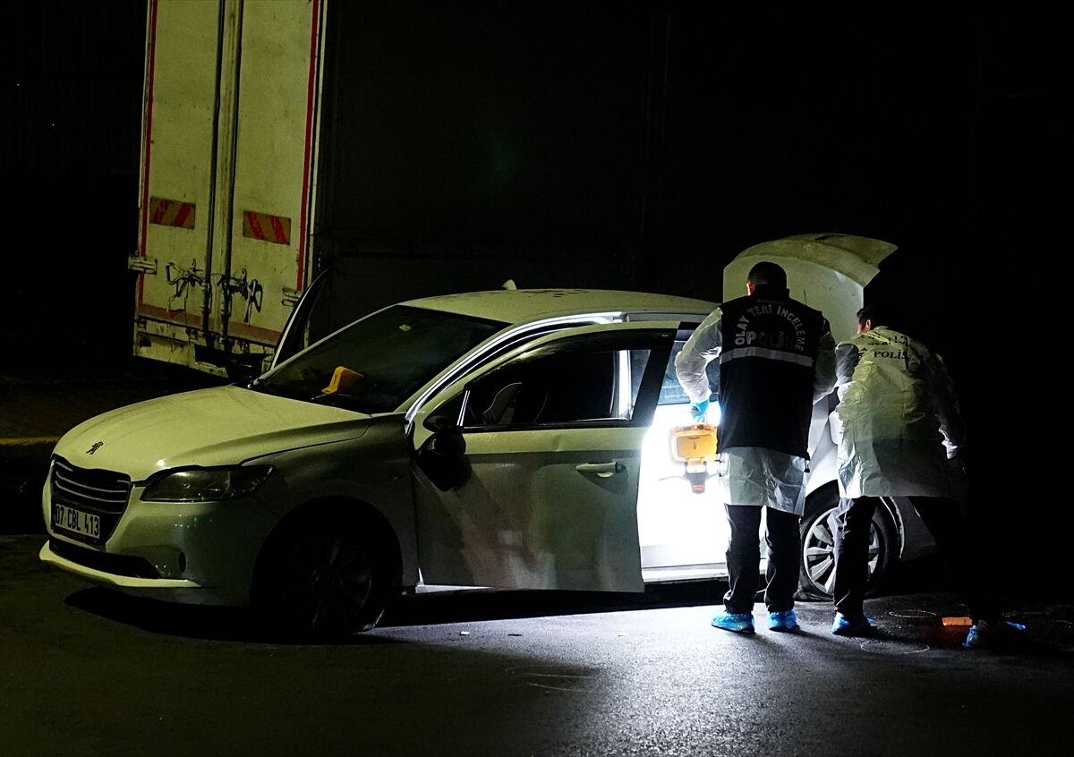 Polisin dur ihtarına uyulmadı: İstanbul'da kovalamaca!