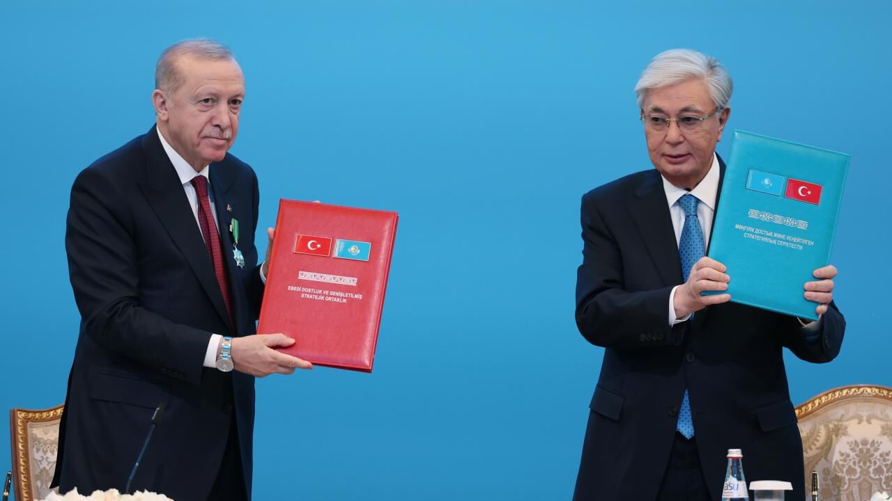 Türkiye ile Kazakistan arasında 13 anlaşma!